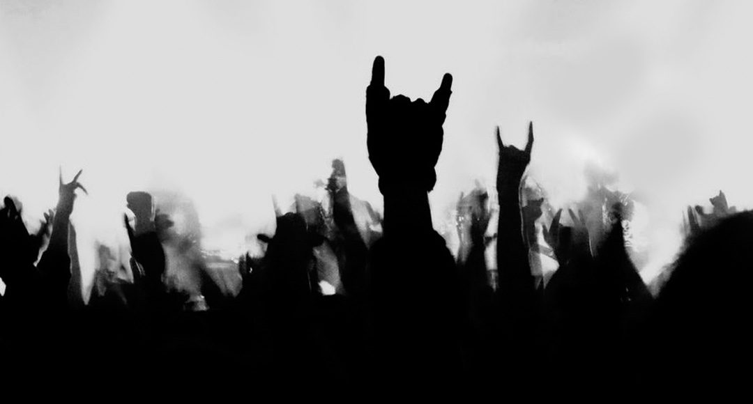 El origen de la mano cornuda como símbolo en la cultura rock
